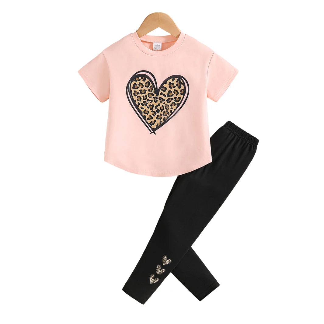A summer fashion 2-piece set for girls
