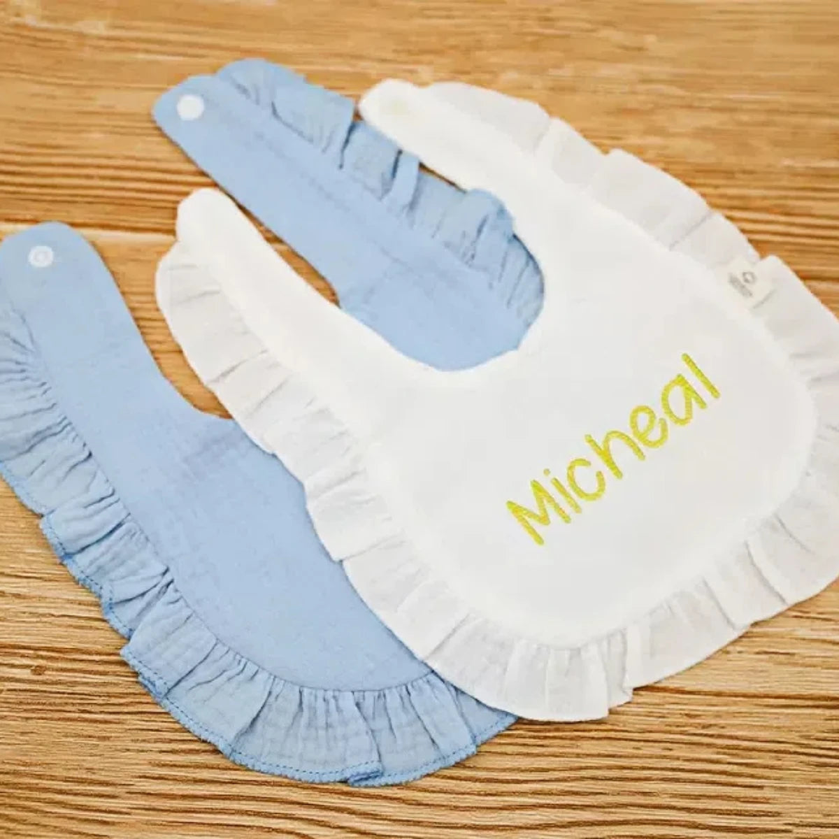 Personalized Custom name Embroidered Newborn letter Nursery Baby burp cloth bib Chunky Gifts for Boy Girl Birthday